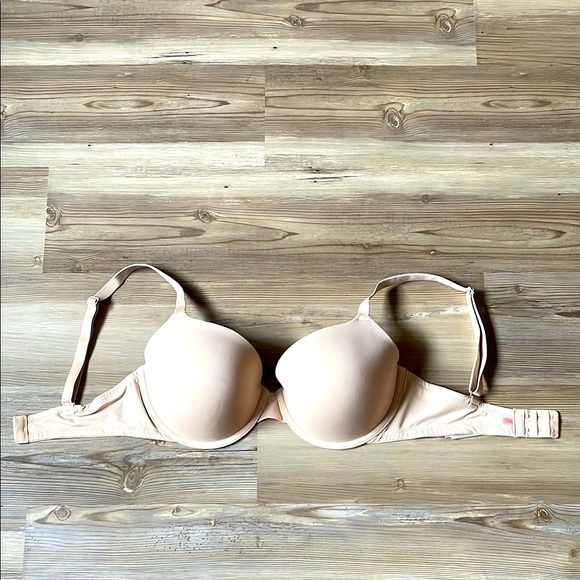 PINK Victoria’s Secret Wear Everywhere Lightly Lined T-Shirt Bra Nude Size 34DD - Picture 4 of 10
